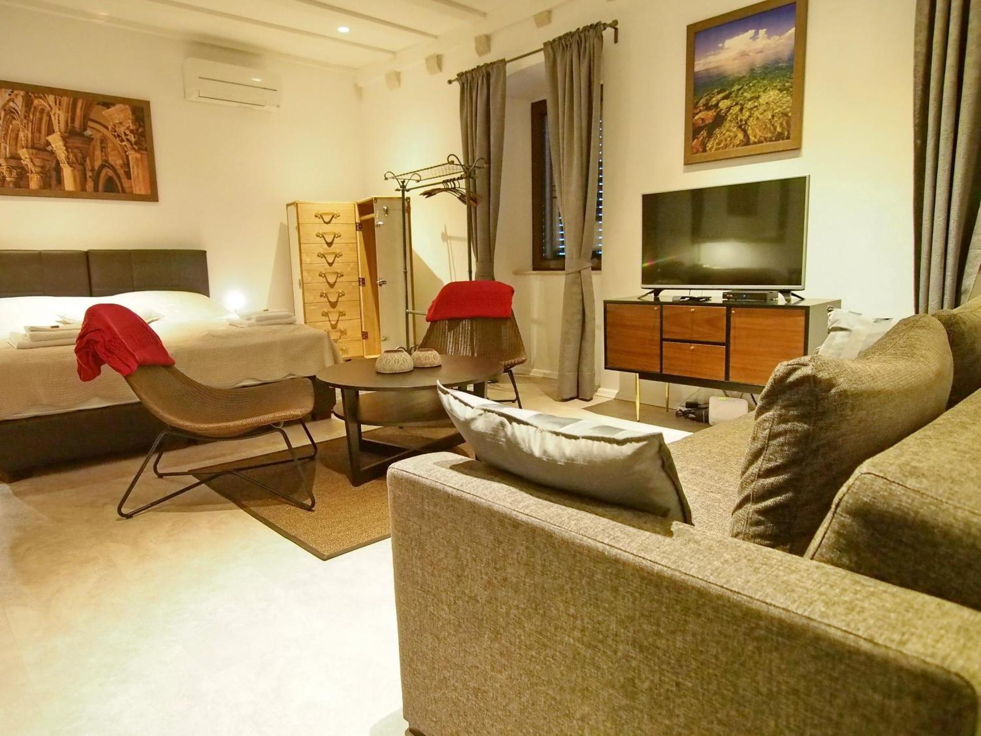 Luxury Style Apartments Ragusa Esterno foto